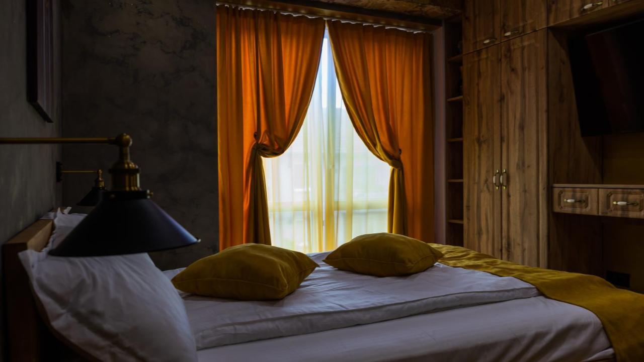 Apartmán Cyborg Flat Petroşani Exteriér fotografie