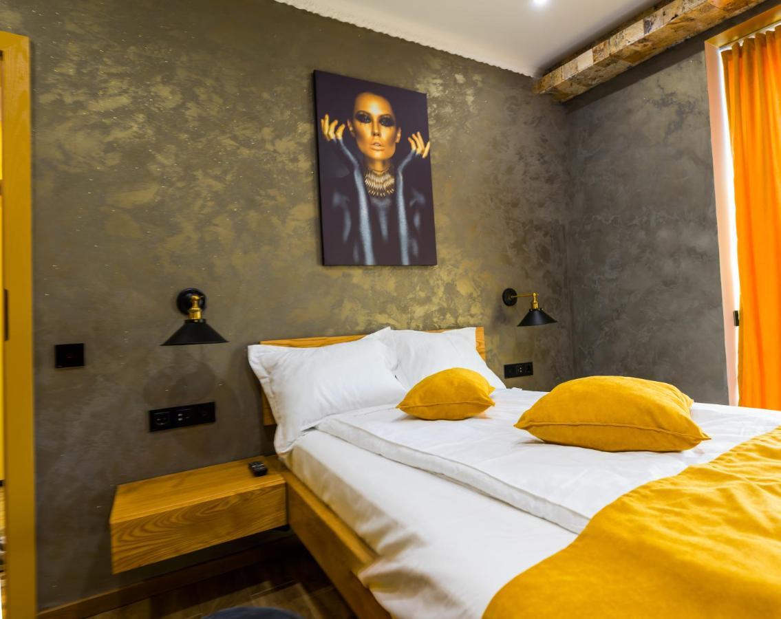 Apartmán Cyborg Flat Petroşani Exteriér fotografie